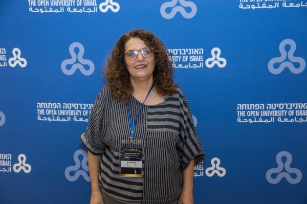 7 מתוך 610